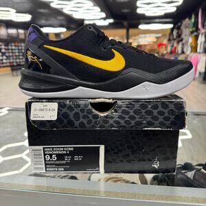 Kobe 8 Lakers Away Pre-Owned
